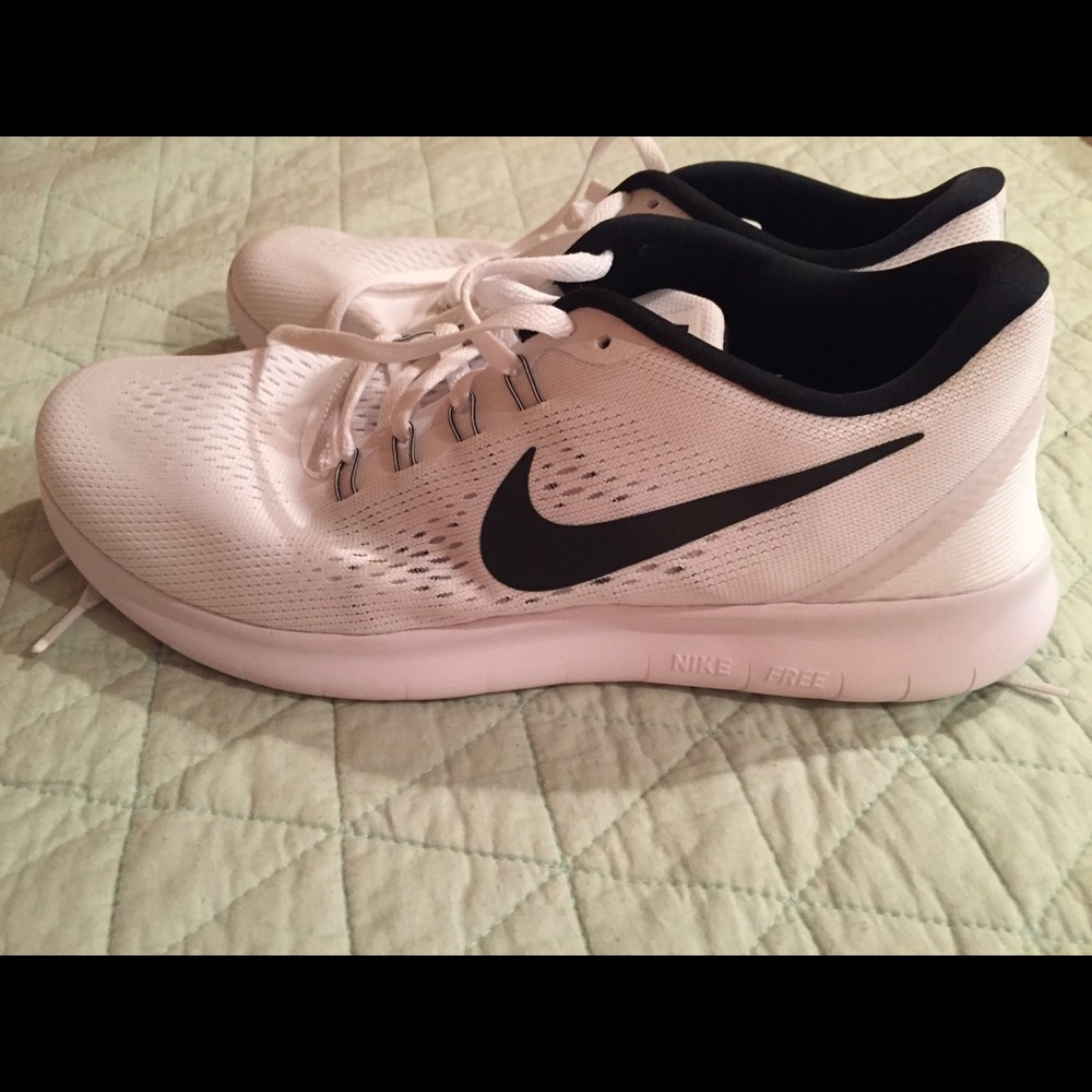 NIKE FreeRun
